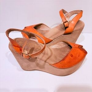 NATURAL COMFORT Orange/Tan Leather Ankle Strap Peep Toe Wedge Sandals - 7.5/8.0